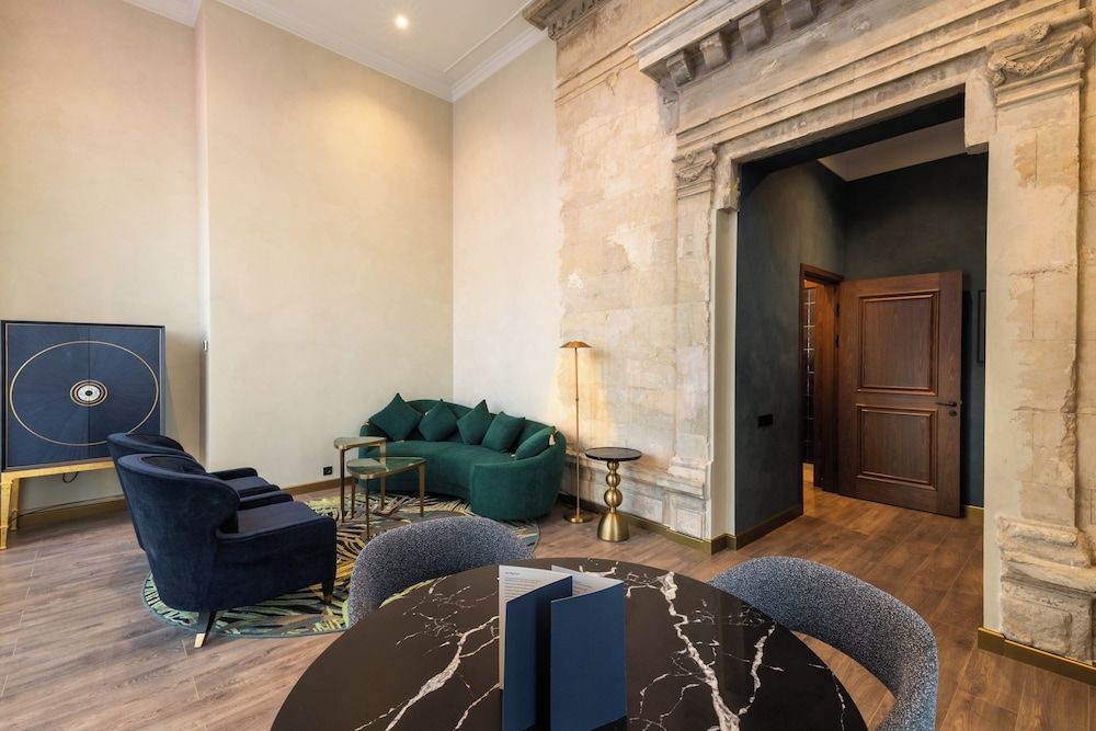Hotel Indigo Batumi - Old Town by IHG 1