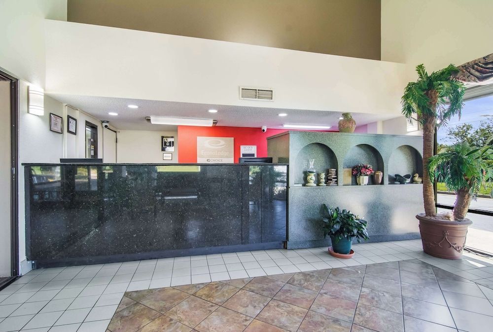 Econo Lodge Garner - Raleigh 2
