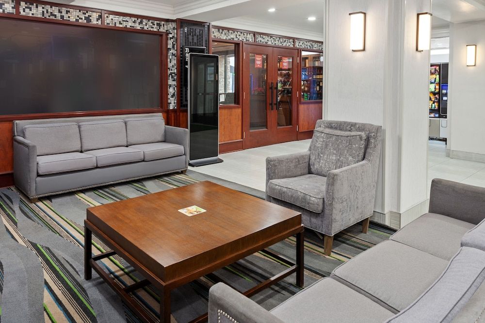 Holiday Inn CHICAGO OAKBROOK by IHG 2