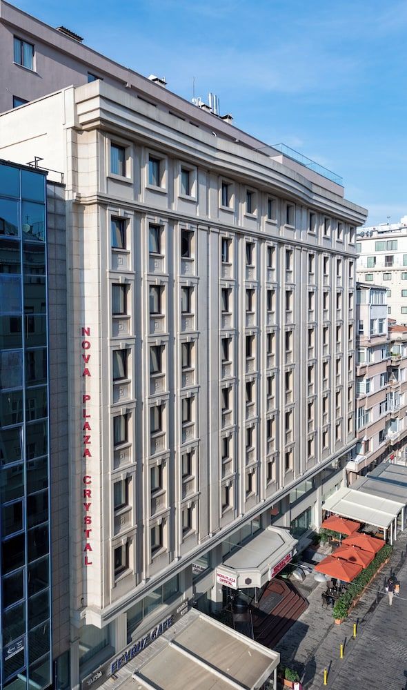 Nova Plaza Crystal Hotel & Spa 1