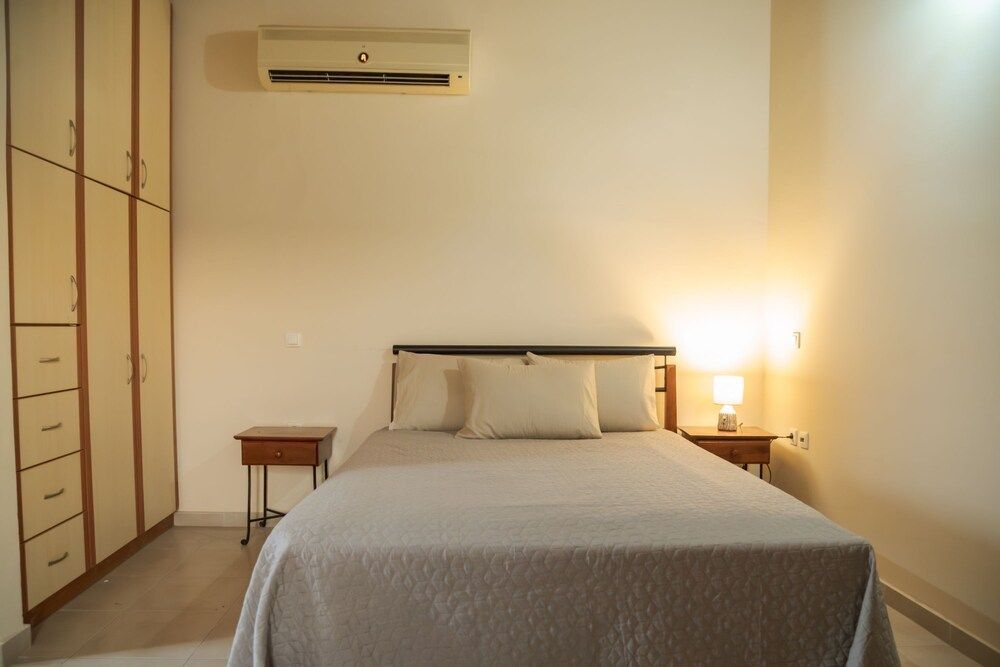 Odysseas Studios with Private Pool 2
