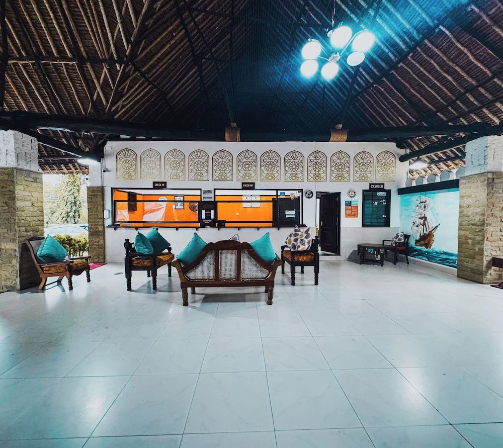 Milele Beach Hotel 2