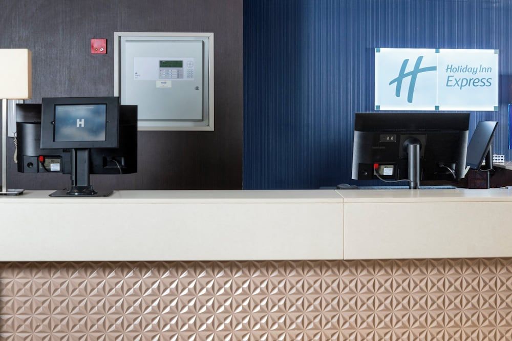 Holiday Inn Express LONDON - WANDSWORTH by IHG 2