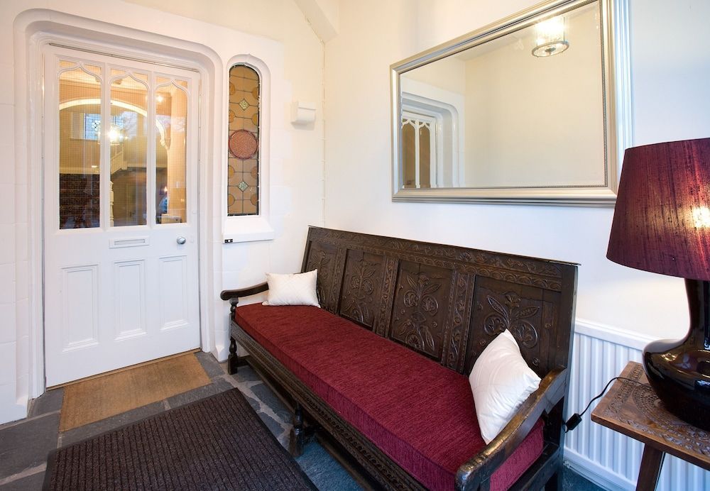 The Hideaway At Windermere (Adults only) 2
