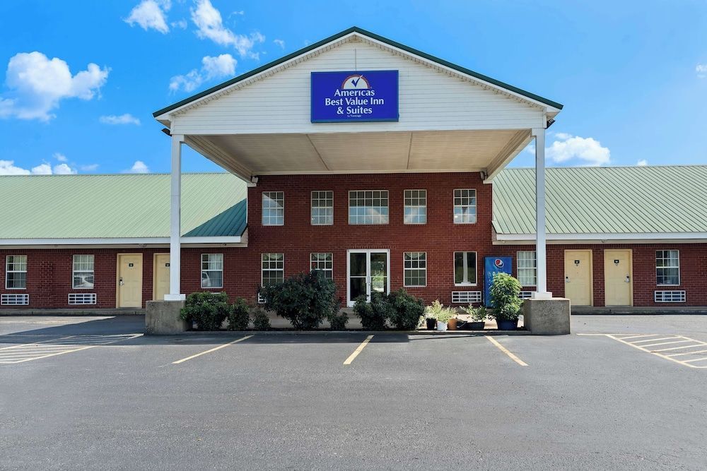 Americas Best Value Inn & Suites Mt. Pleasant 1