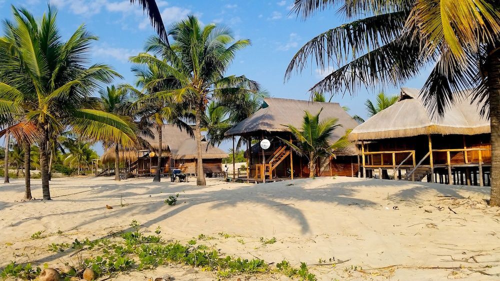 Pura Vida Lodge 1