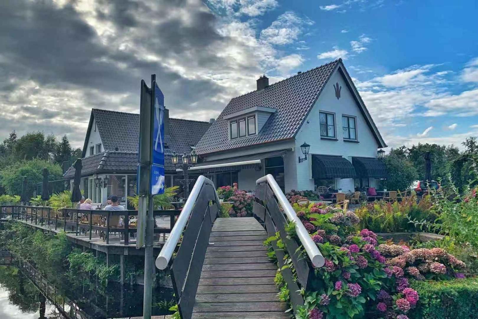 De Dames Van De Jonge Hotel Restaurant 1