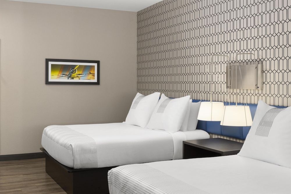GLo Best Western Nashville Airport 1