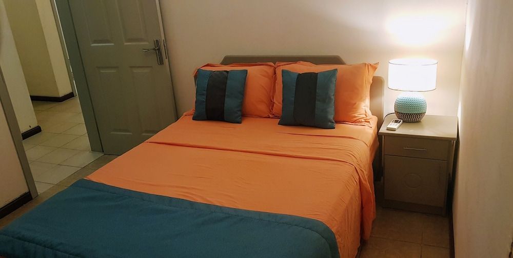 Paradya Beach Apartments 2