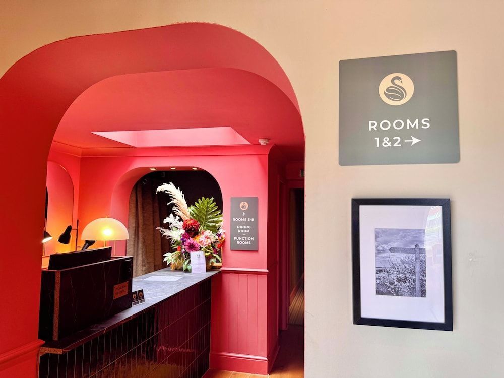 The Emsworth Hotel 2