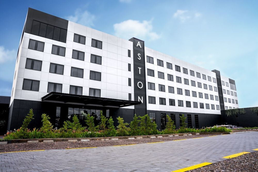 Aston Serang Hotel & Convention Center 1
