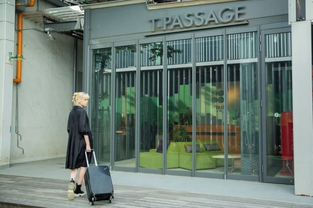 PETALS TOKYO - Floating Hotel 2