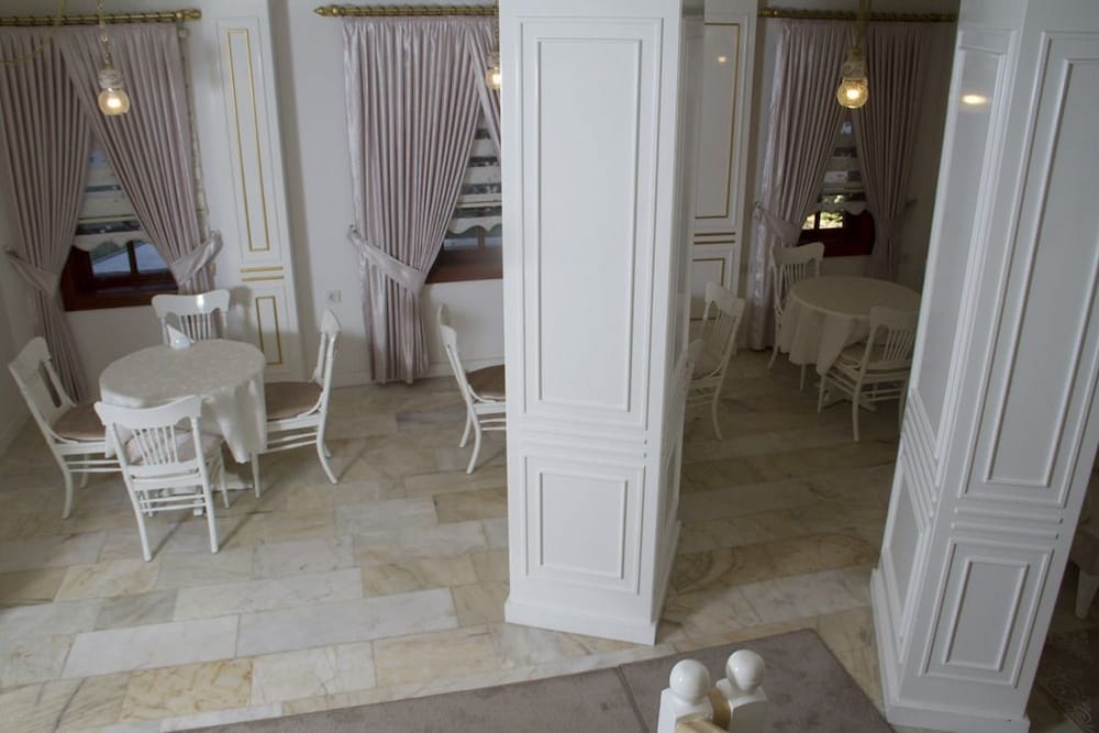 Kaleiçi Ozkavak Hotel 2