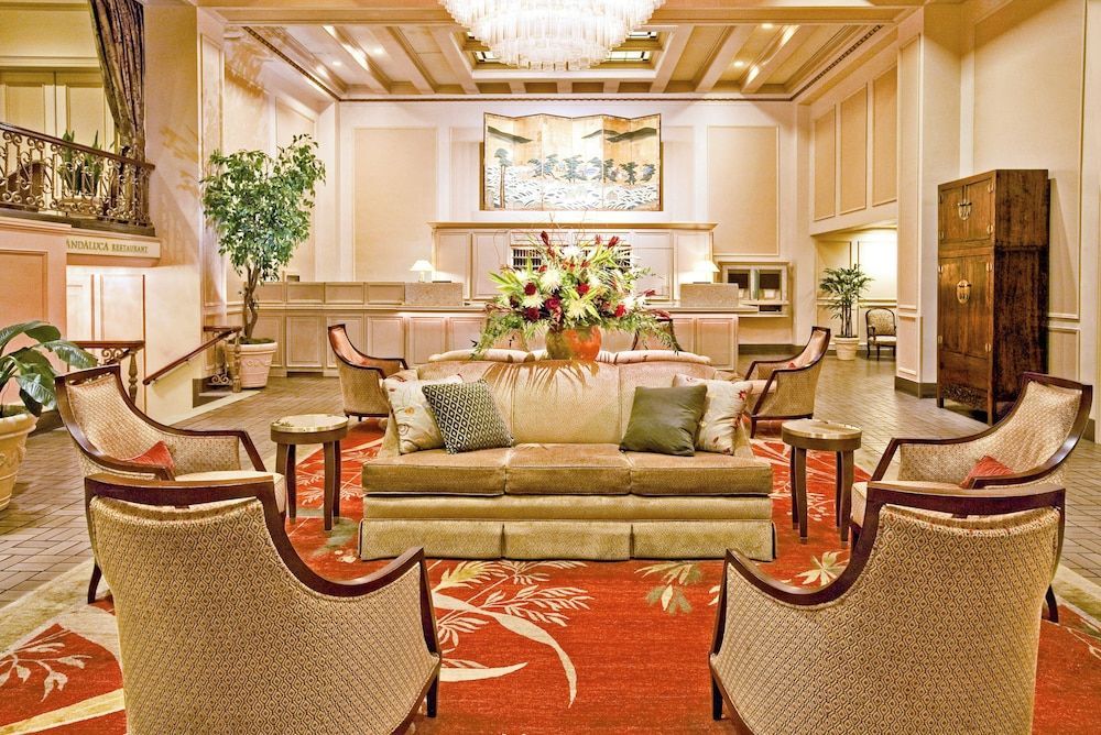 Mayflower Park Hotel 2