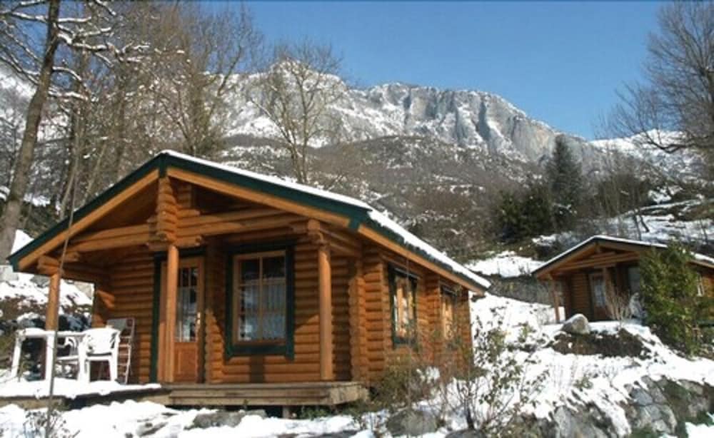Camping écovillage Soleil du Pibeste 2
