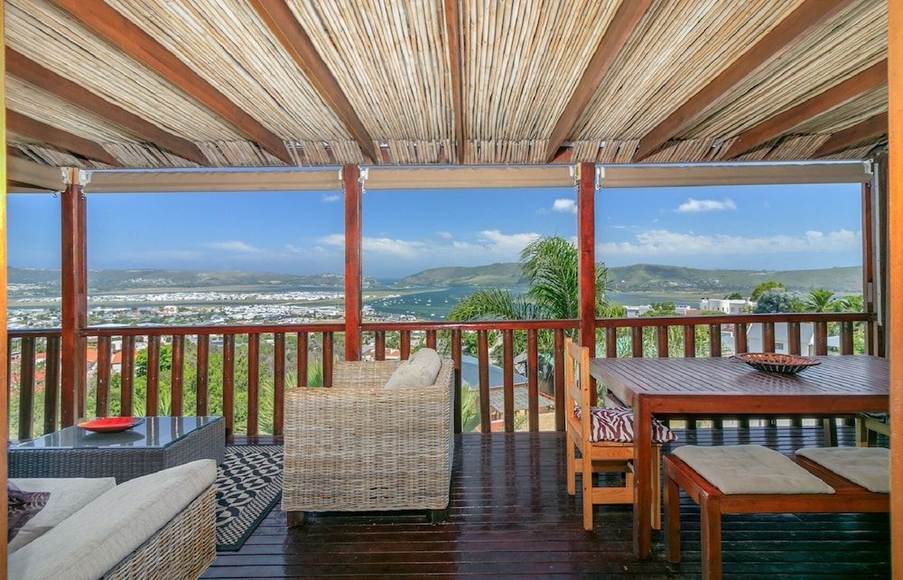 Knysna Lodge - Self Catering Accommodation with Woodfired Hot Tub 1