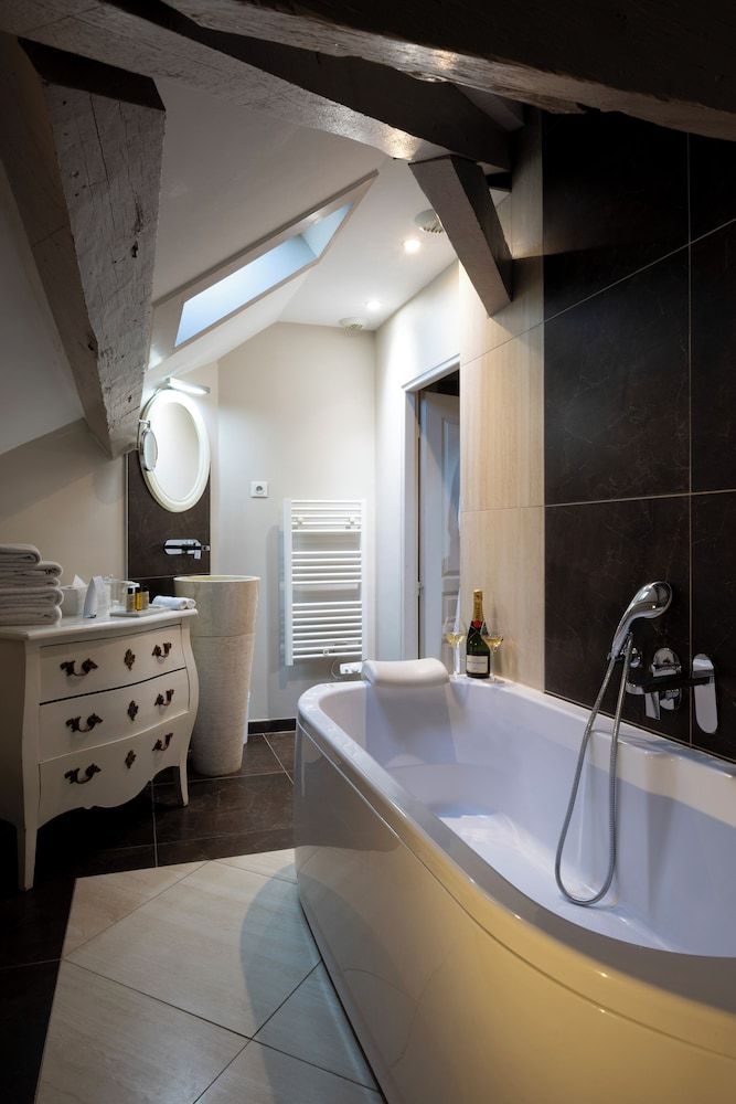 Hotel Jean Moët 1