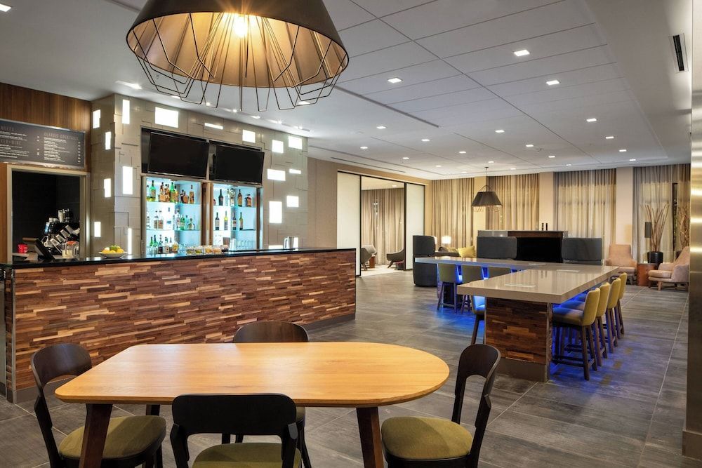 Courtyard by Marriott Lafayette South 1