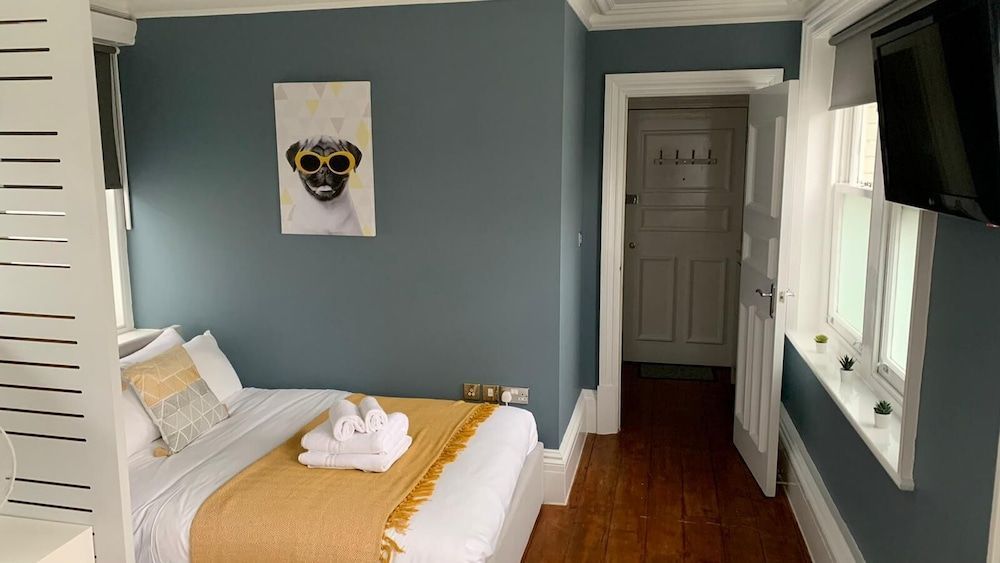 Ideal location- Studio flat in heart of the city 1