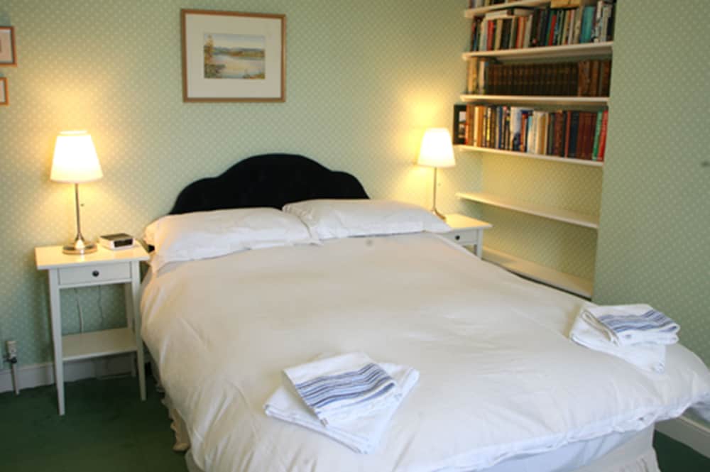 Kirklands Bed & Breakfast 1