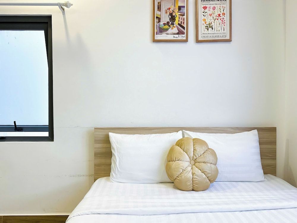 Urbanest Serviced Apartment - Near airport 2