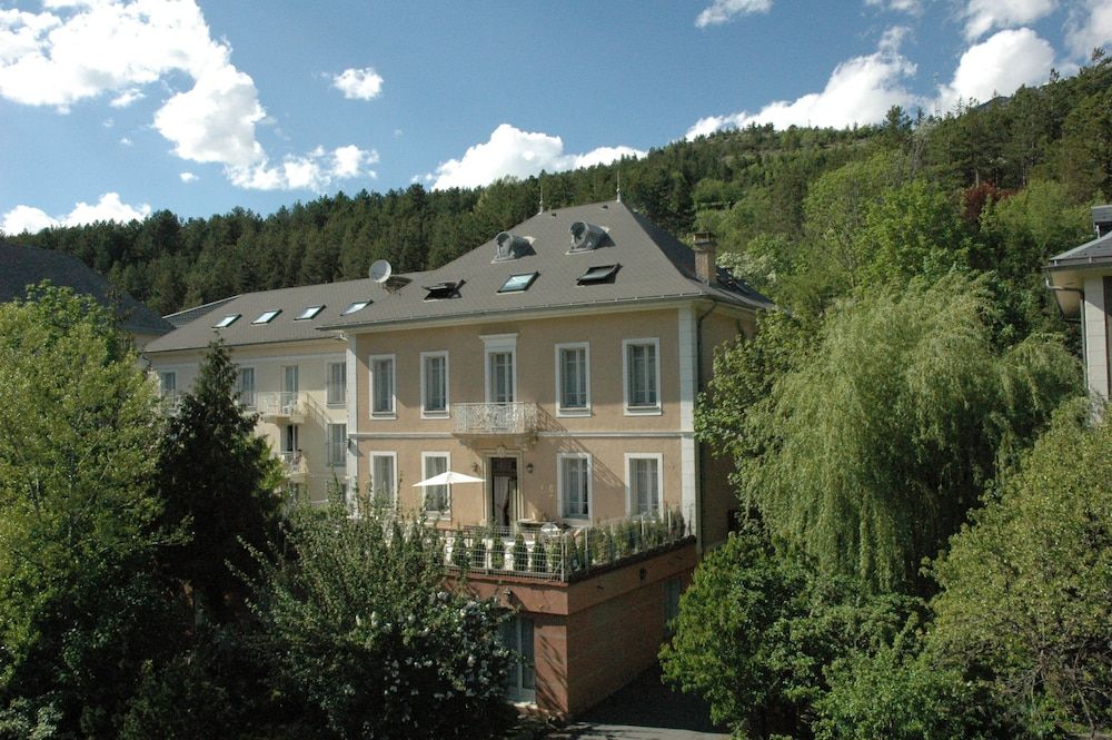 Hotel Spa Azteca Barcelonnette 1