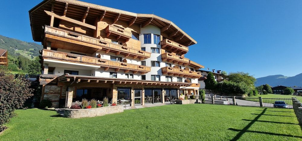 Hotel Garni Romantik 1