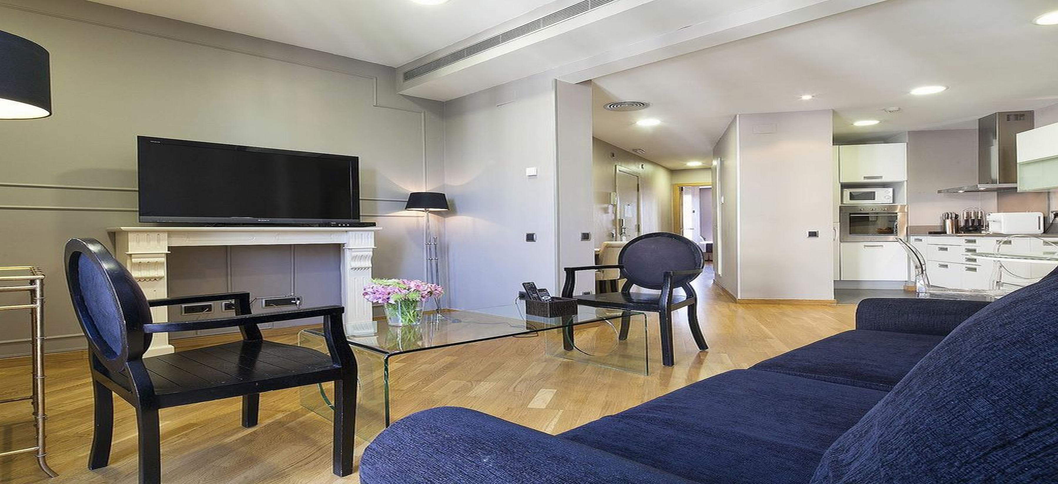 Vale Suites 1