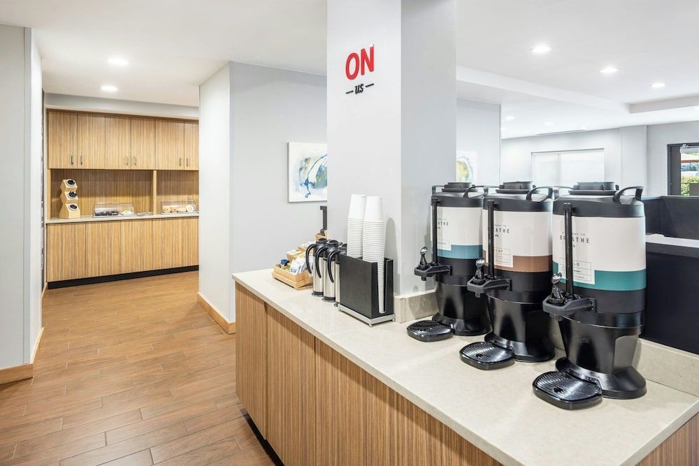 TownePlace Suites by Marriott Latham Albany Airport 2