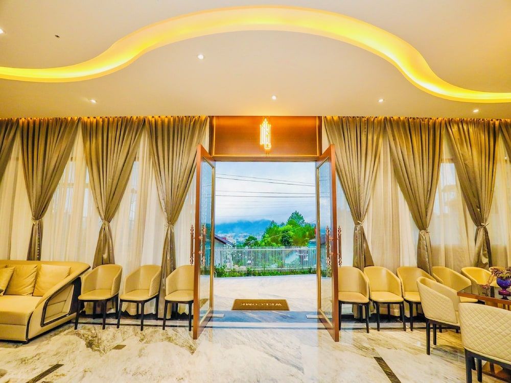 New Century Dalat Hotel 2