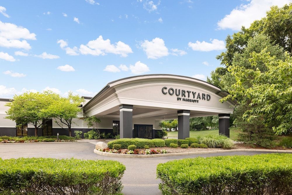 Courtyard by Marriott Montvale 1