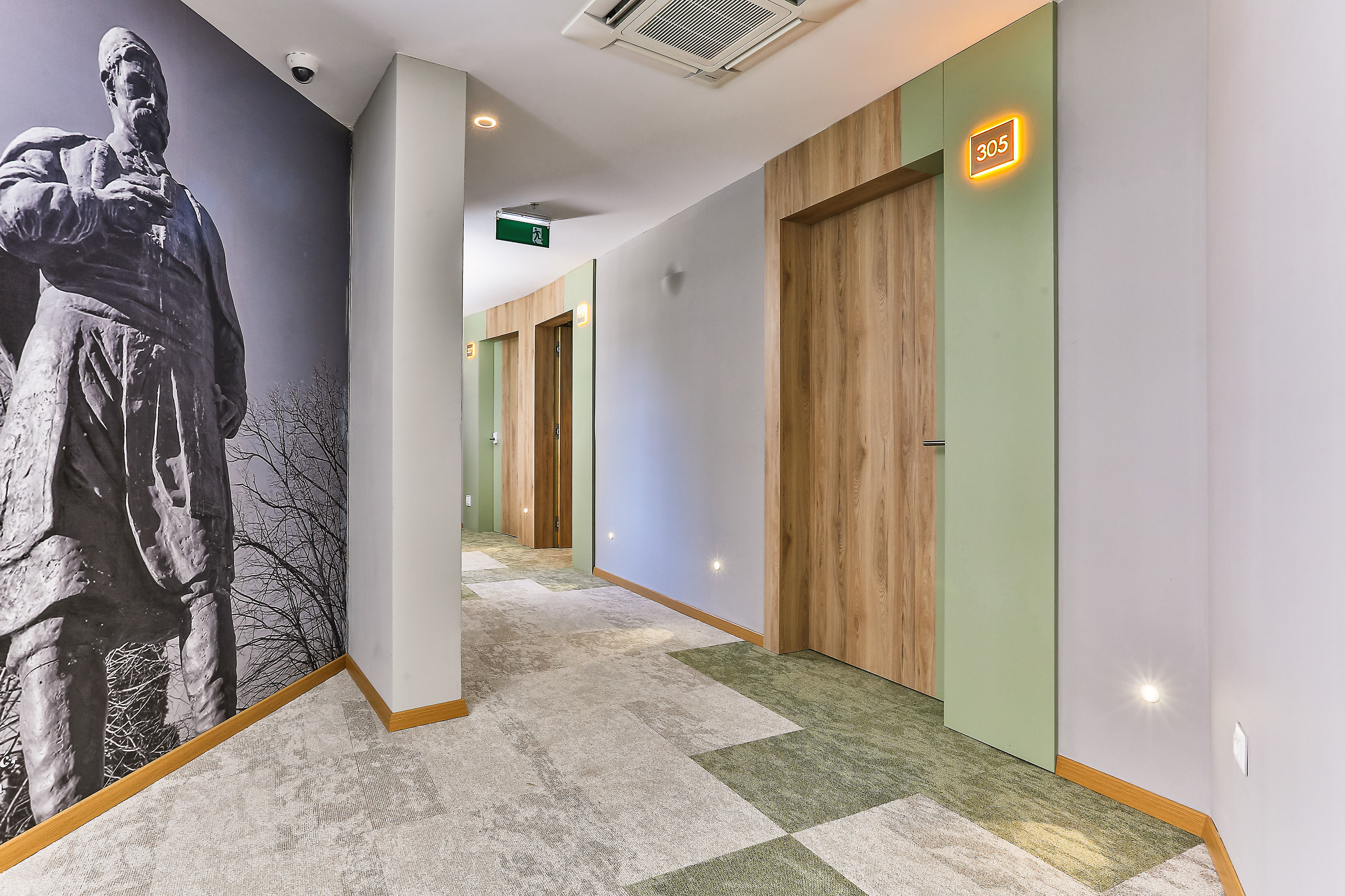 Carine Hotel Centar 1