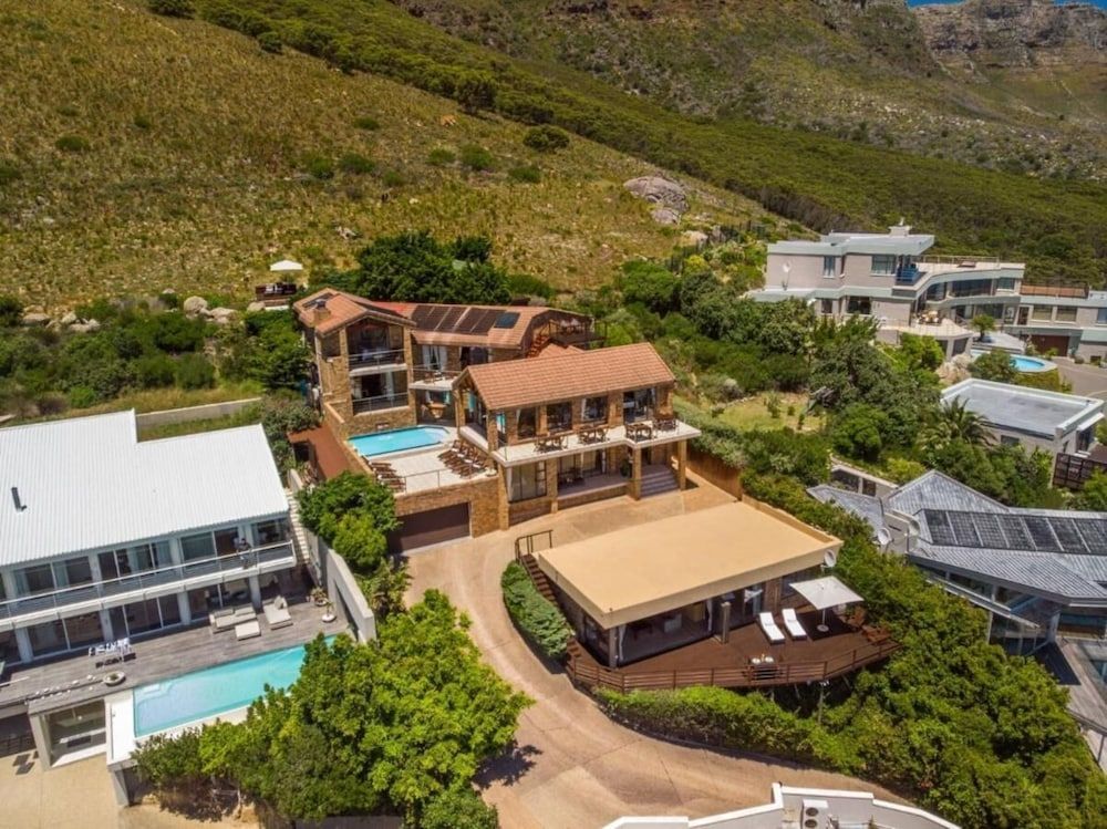 Auberge Cape Guesthouse 1