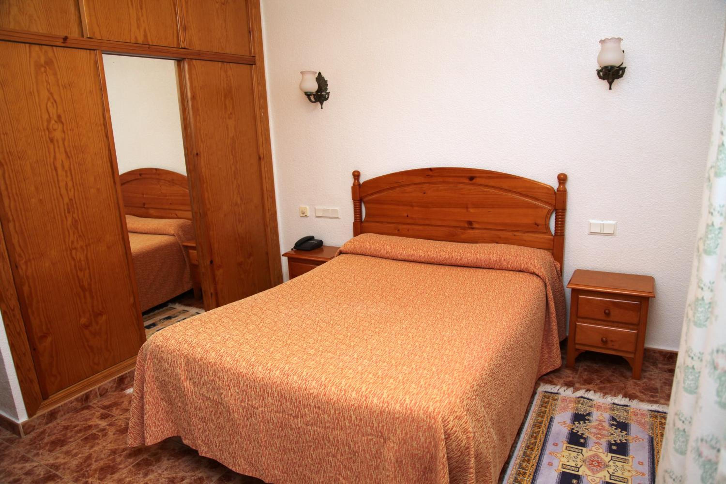 Hotel Los Arcos 1