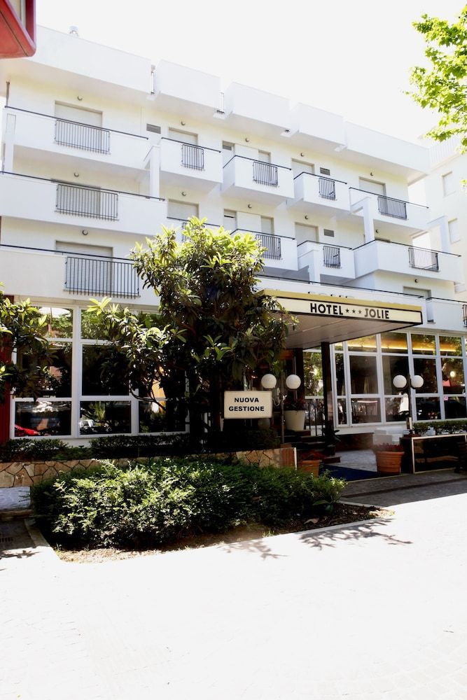 Hotel Jolie 1