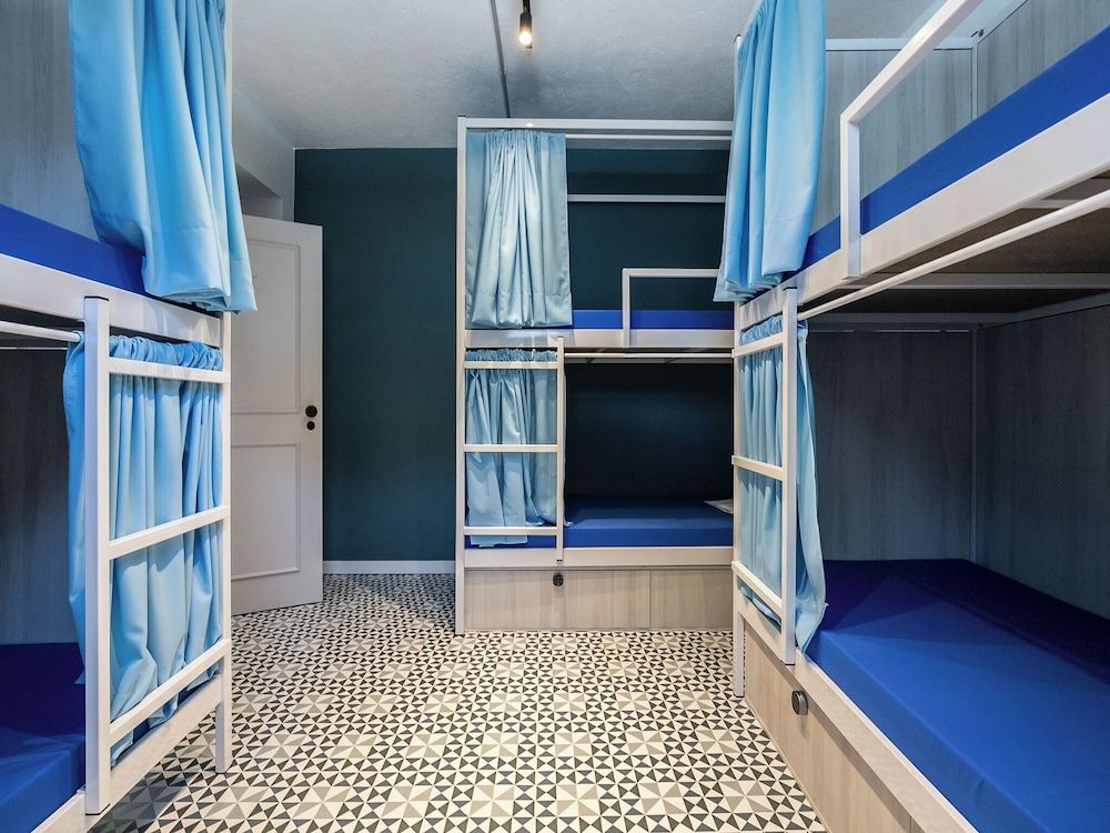 Walk in Hostel Faro Airport 2