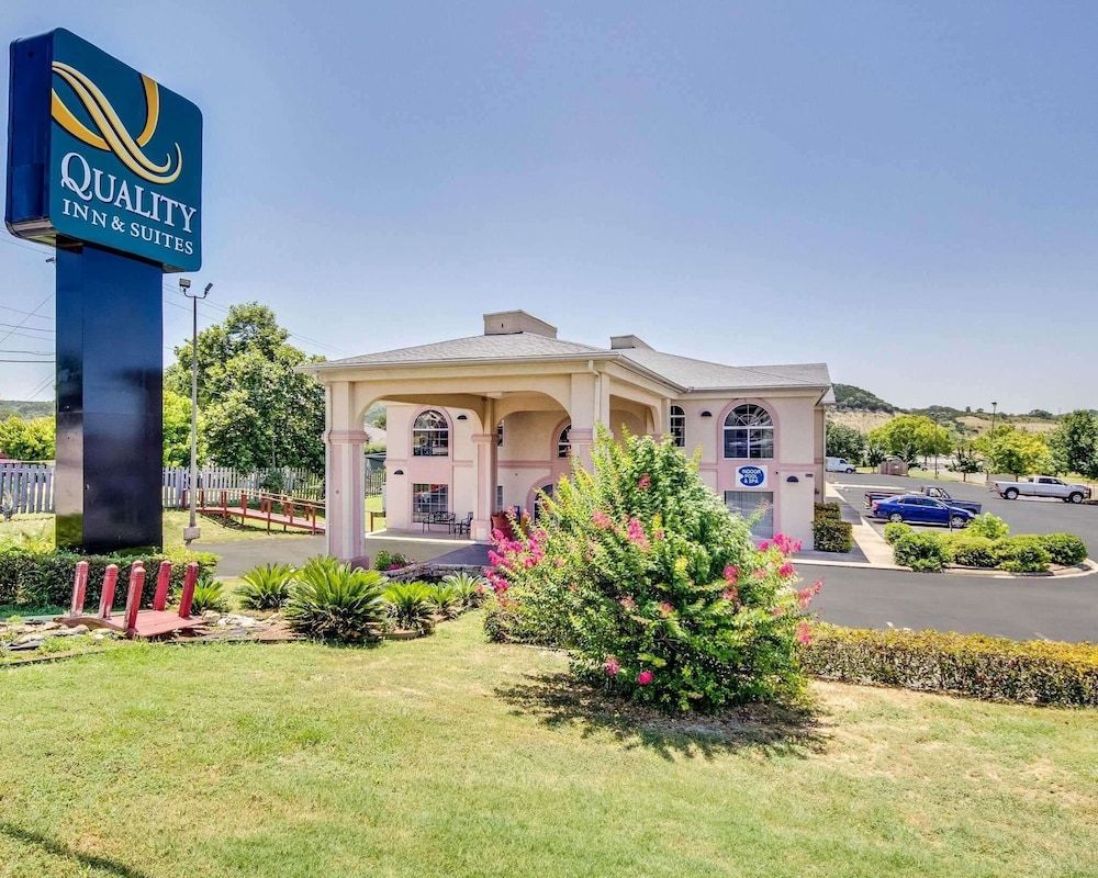Quality Inn & Suites Kerrville 1