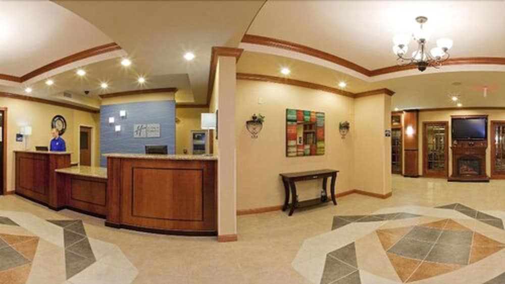 Holiday Inn Express & Suites ANDERSON by IHG 2