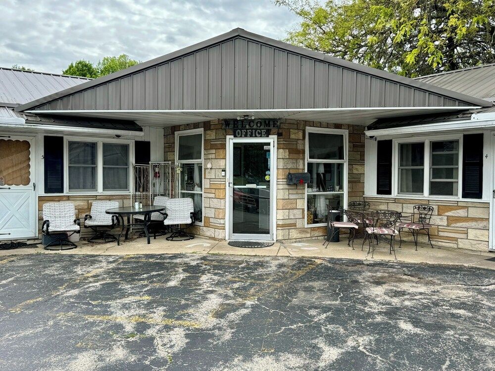 Napps Motel 1