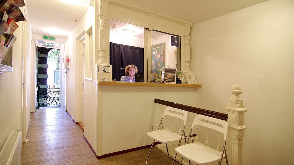 Weber Hotel 117 2