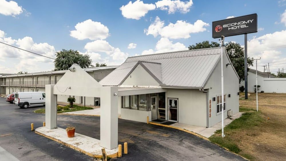 Economy Hotel San Antonio 1