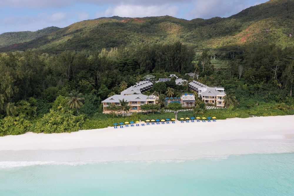 Acajou Beach Resort 1