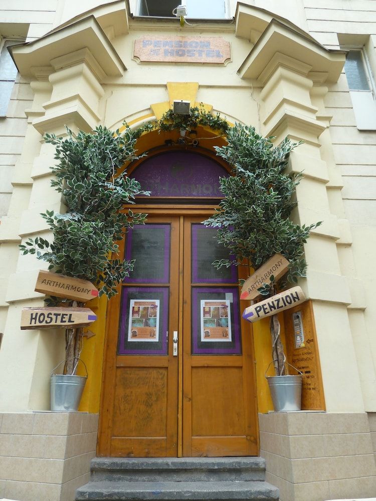 ARTHARMONY Pension & Hostel 1