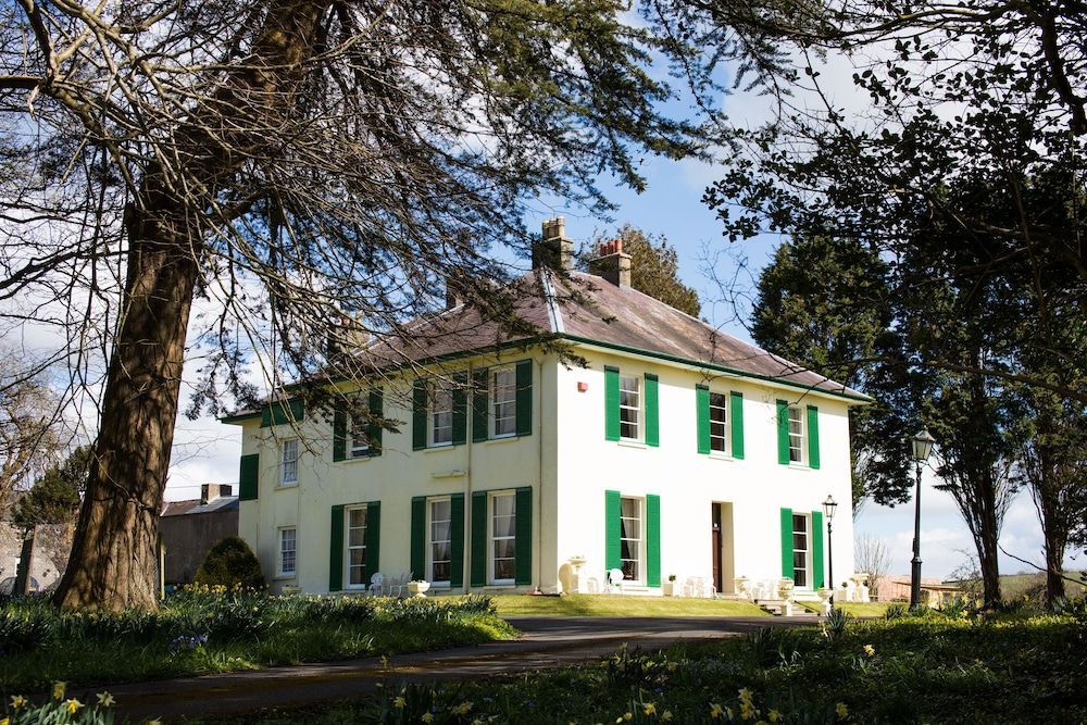 Elm Grove Country House 1