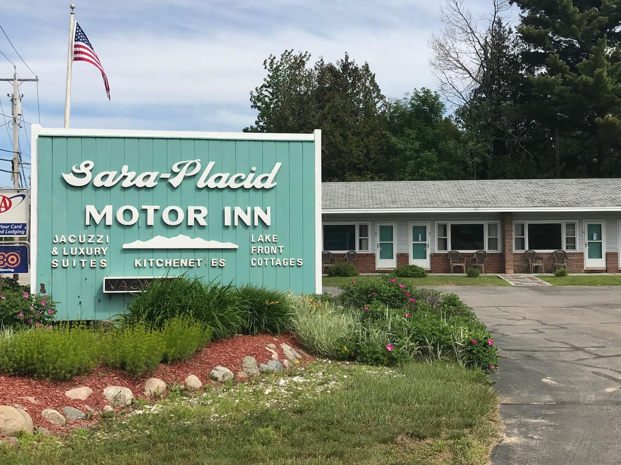 Sara Placid Inn & Suites 2