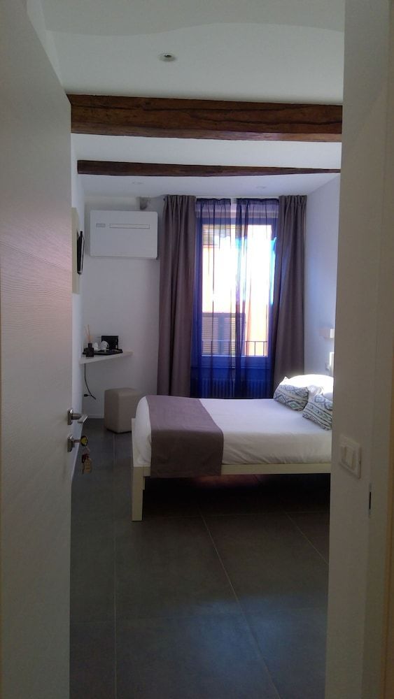 Oblò Portovenere Guesthouse 2