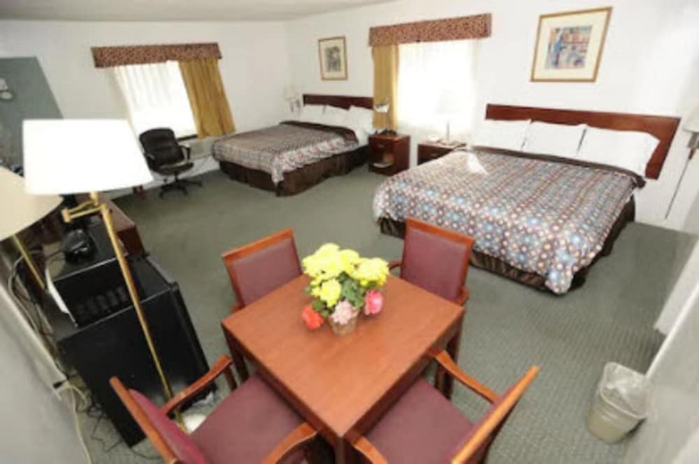 Victoria Motel 1