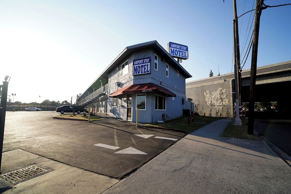 Airport Stay Motel 1