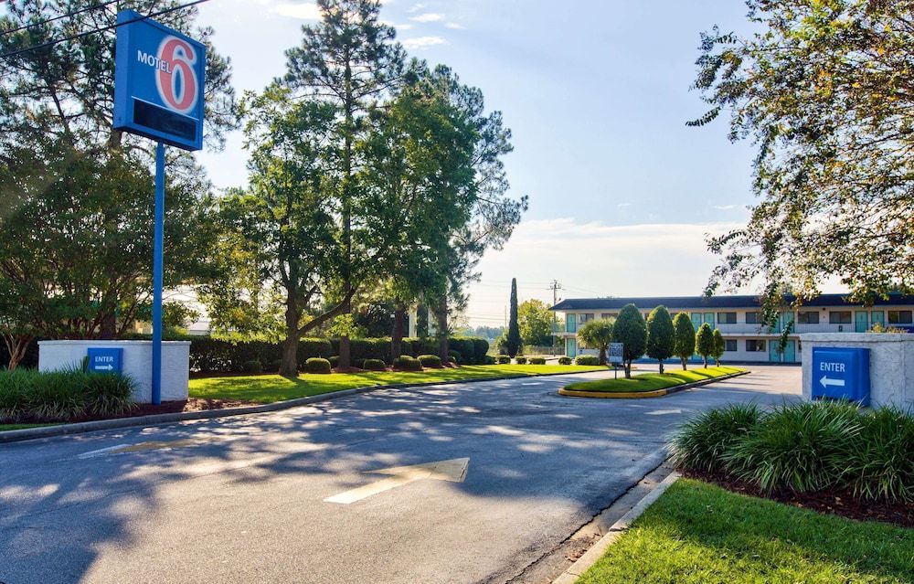 Motel 6 Valdosta, GA - University 1