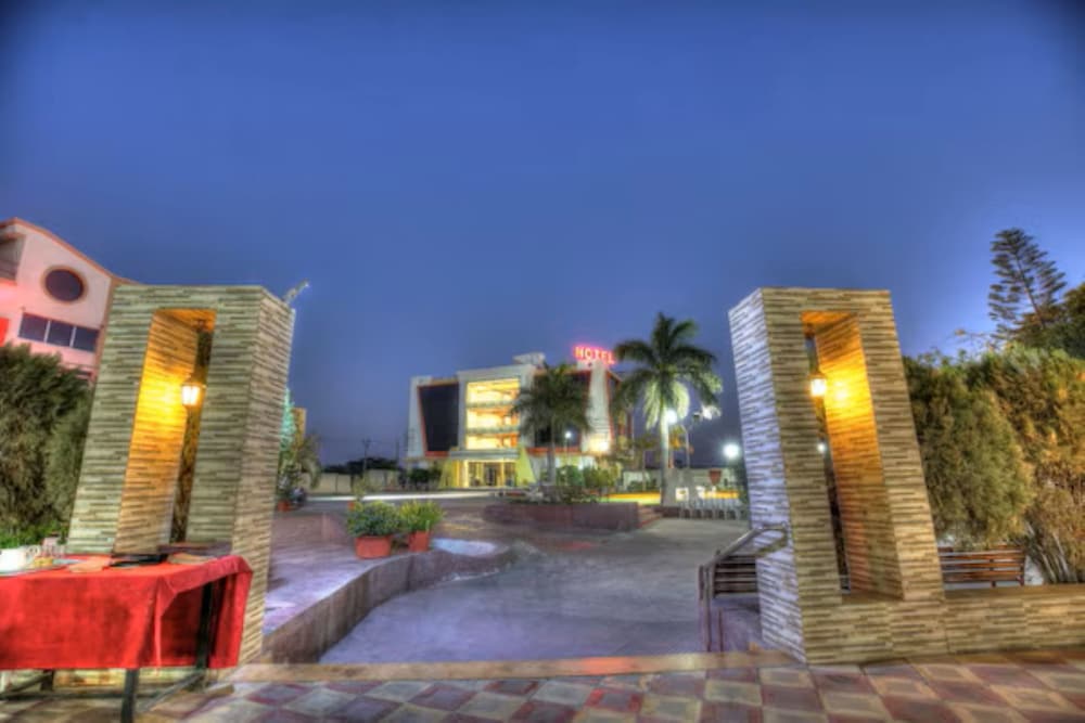 Keshwaras Residency 1